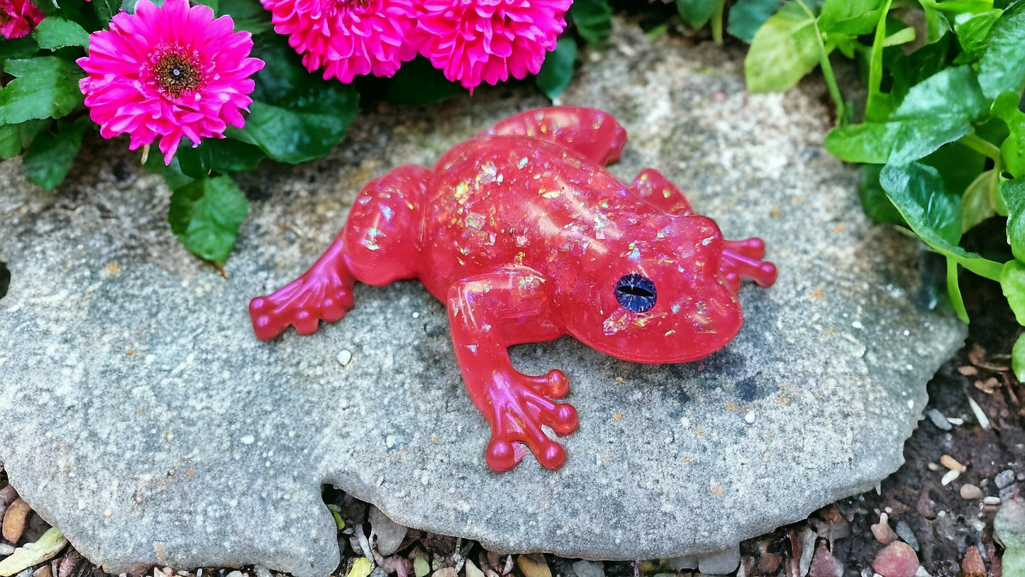 GLOW Resin Frog Decor