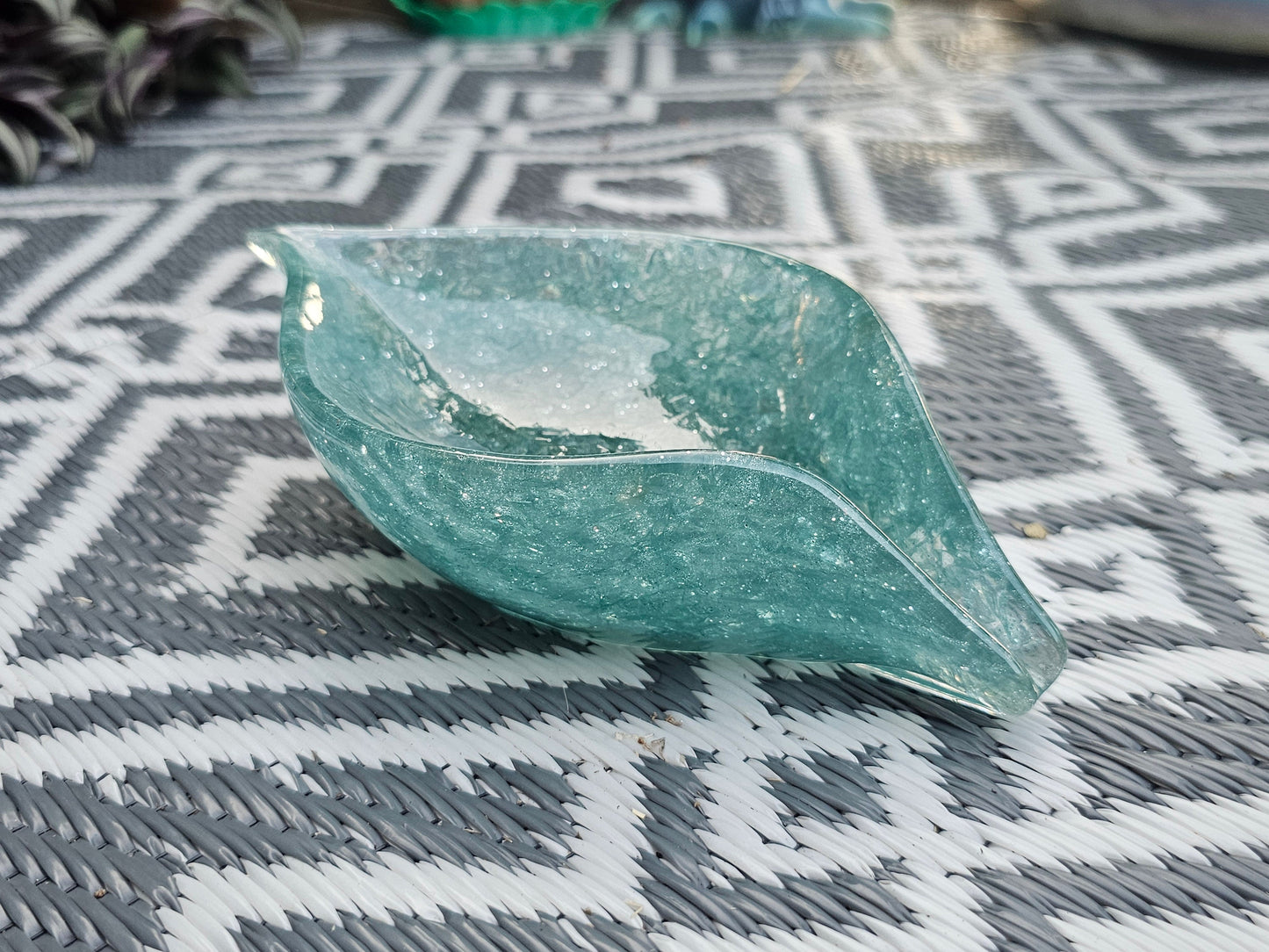 Crushed Glass Resin Soap Dish