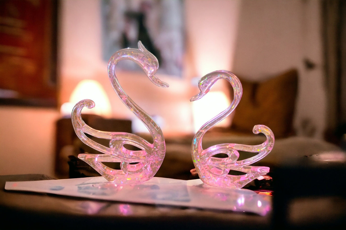 Resin Swans Mantle Piece Table Decor