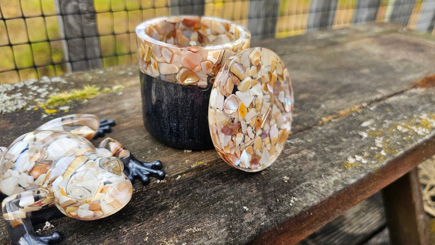 Mother Of Pearl Frog Jar Decor Collection