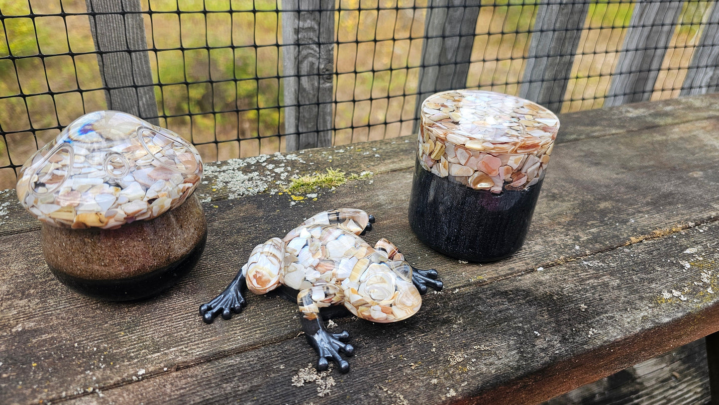 Mother Of Pearl Frog Jar Decor Collection