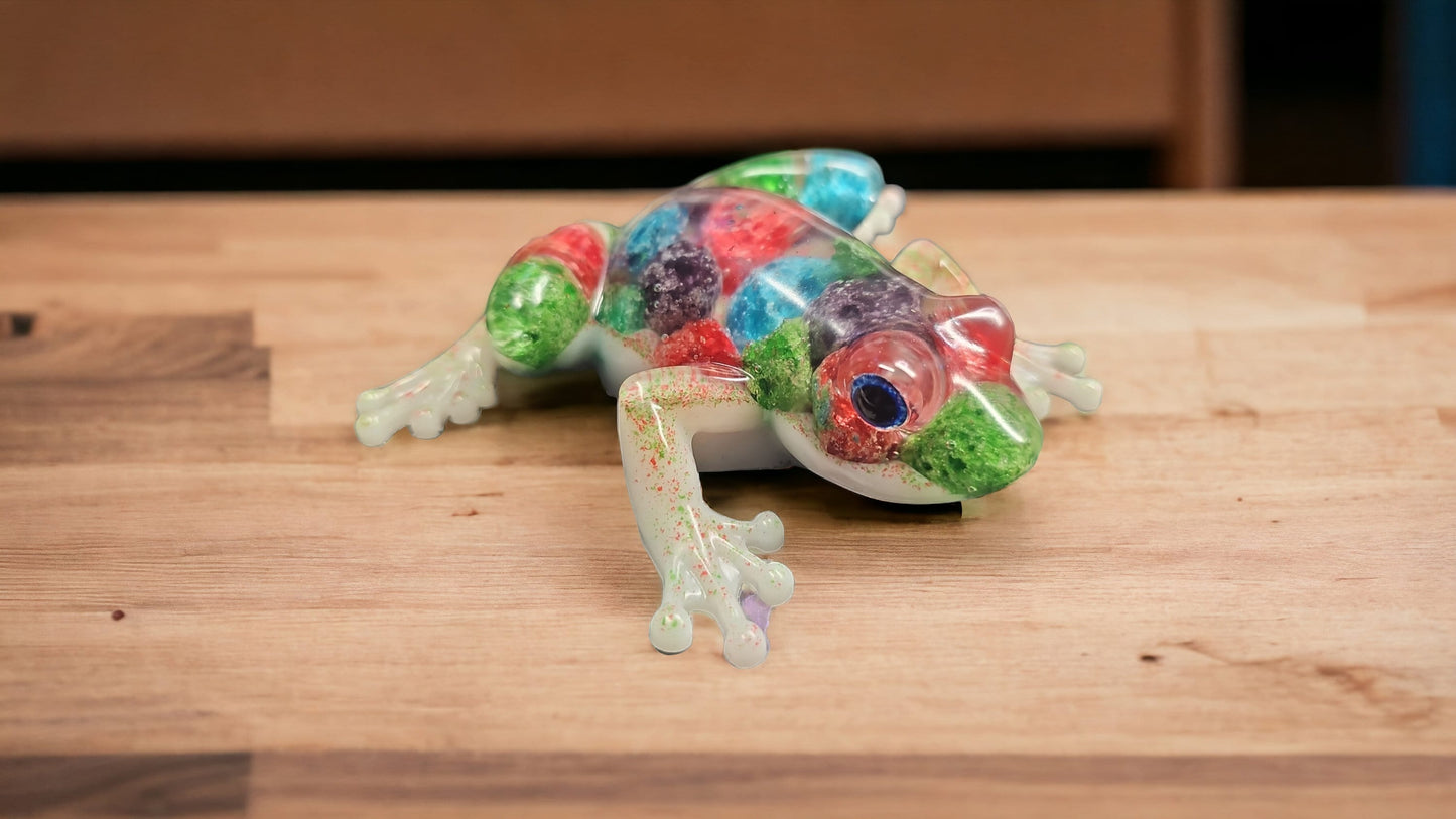 Resin Cereal Frog Decor